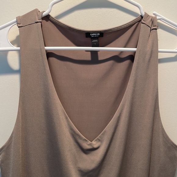 Express V Neck Bodysuit - Picture 2 of 4
